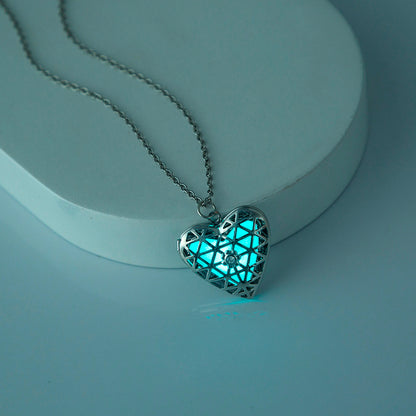 Glow-in-the-dark Hollowed-out Necklace